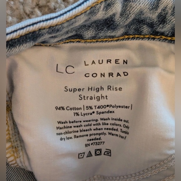 Lauren Conrad Light Wash High Rise Jeans Size 12 - Picture 10 of 11